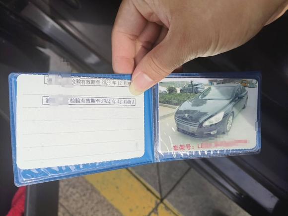 [南昌·湘N] 二手标致标致5082011款 2.3L 自动旗舰版