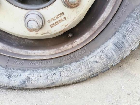 [上海·沪A] 二手依维柯依维柯得意2014款 2.8T-V35 NJ5044XXYQ3A43S4