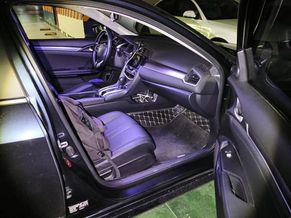 [成都·川A] 二手本田思域2016款 220TURBO CVT尊耀版