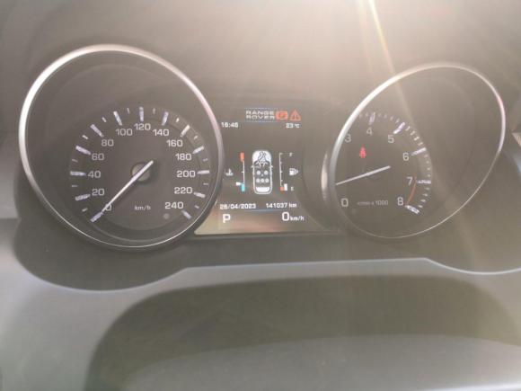 [上海·沪H] 二手路虎揽胜极光2013款 2.0T 5门耀动版