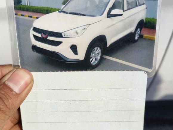 [西安·陕E] 二手五菱汽车五菱宏光S32019款 1.5L 手动标准型 国VI