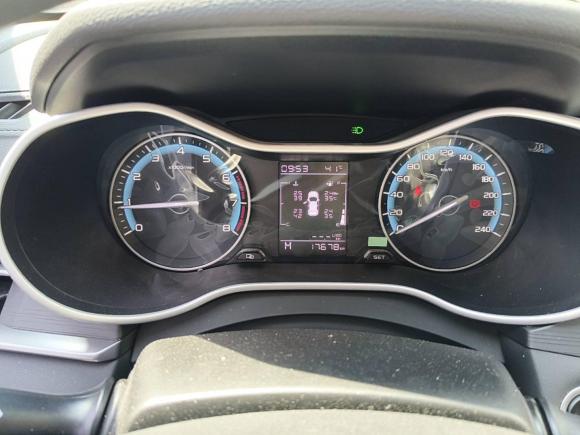 [上海·苏C] 二手吉利汽车帝豪2021款 UP 1.5L 手动豪华型