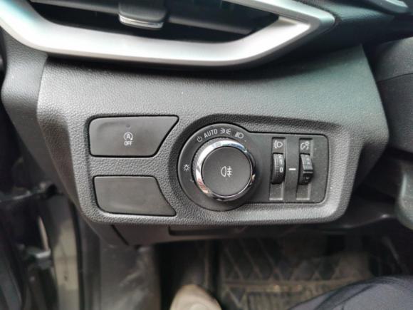 [成都·川A] 二手雪佛兰沃兰多2019款 Redline 530T 自动纵享版（5+2款） 国VI