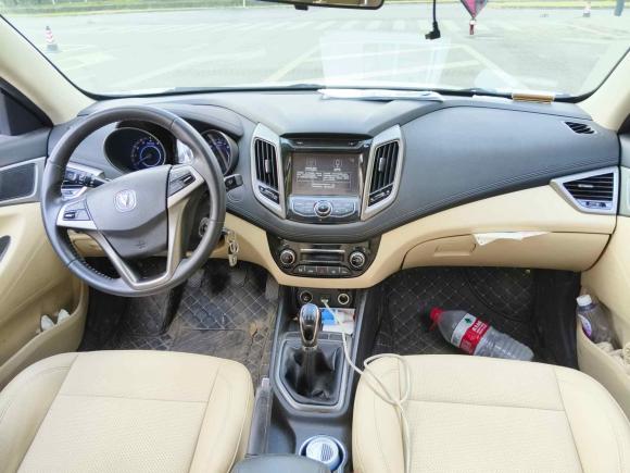 [成都·川A] 二手长安逸动2016款 1.6L 手动风尚型