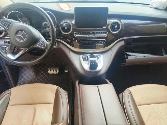 [南昌·赣A] 二手奔驰奔驰V级2017款 V 260 L 尊贵加长版