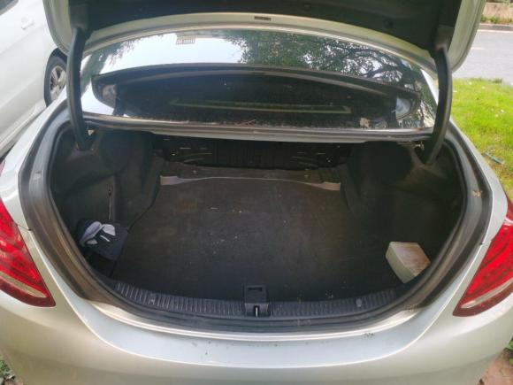 [武汉·鄂A] 二手奔驰奔驰C级2015款 改款 C 200 L 运动型