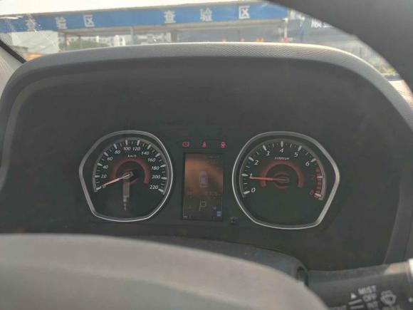 [南京·苏L] 二手东南东南DX32018款 1.5T CVT尊贵型