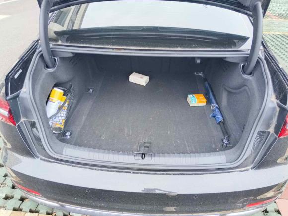 [苏州·苏U] 二手奥迪奥迪A6L2022款 40 TFSI 豪华致雅型