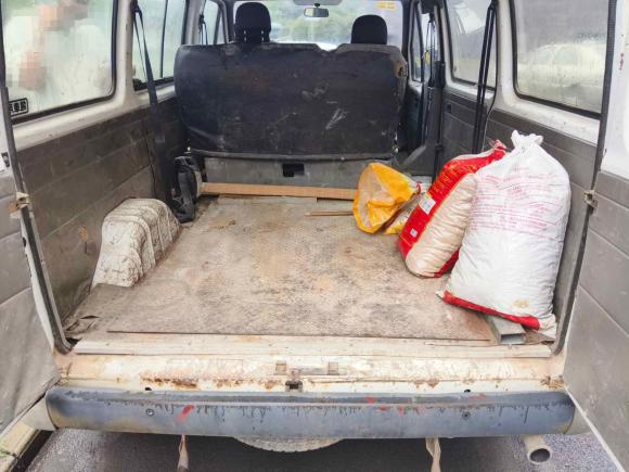 [武汉·鄂A] 二手福特经典全顺2009款 2.8T柴油多功能型短轴中顶JX493ZLQ3