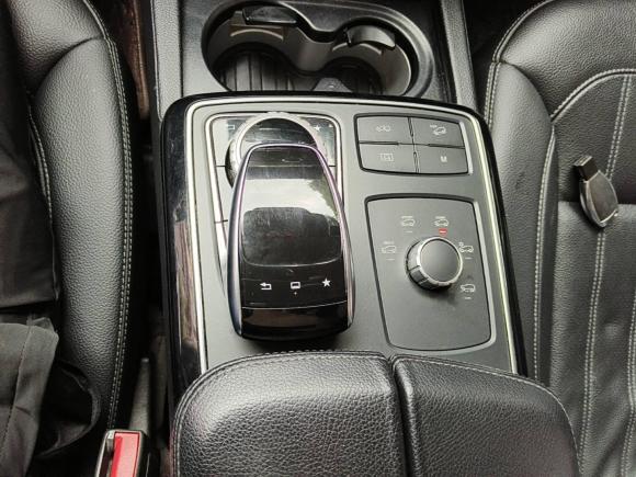 [成都·川A] 二手奔驰奔驰GLE2015款 GLE 400 4MATIC