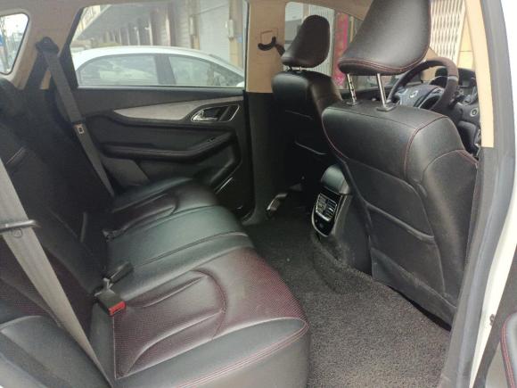 [金华·浙G] 二手宝骏宝骏5602015款 1.8L 手动豪华型