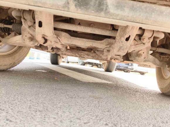 [广州·云J] 二手江铃驭胜S3502016款 2.0T 自动四驱汽油豪华版5座