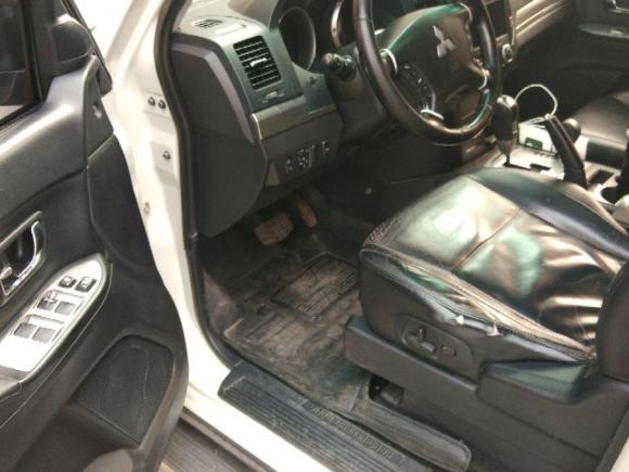 [南昌·赣M] 二手三菱帕杰罗2011款 3.0L 豪华版