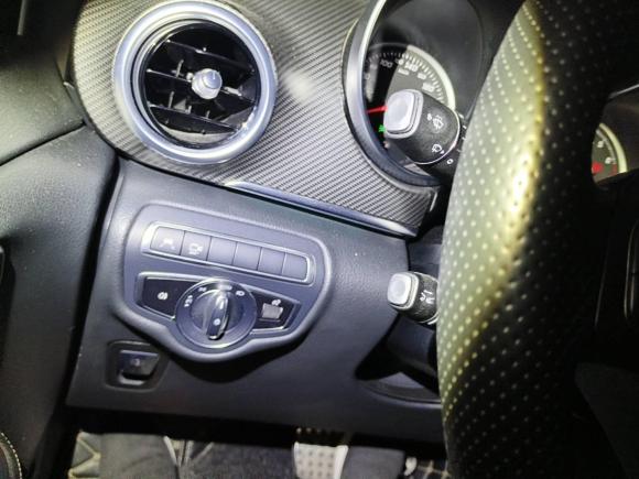 [上海·苏U] 二手奔驰奔驰V级2018款 V 260 AMG 运动版 国V