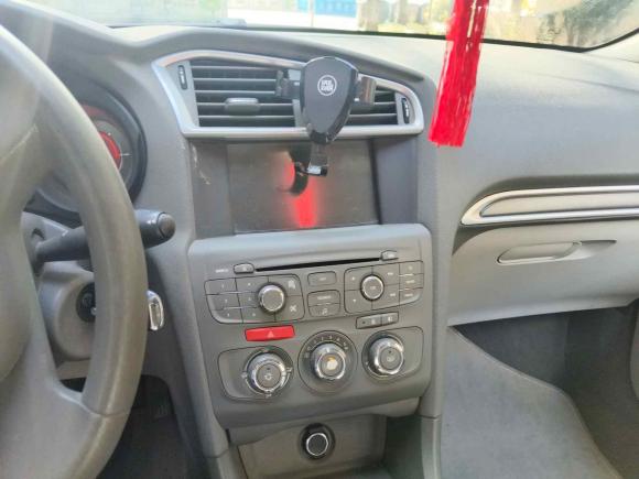 [上海·沪C] 二手雪铁龙雪铁龙C4L2013款 1.6L 手动劲享版