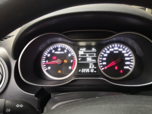 [成都·川A] 二手奔腾奔腾X402017款 1.6L 手动豪华型