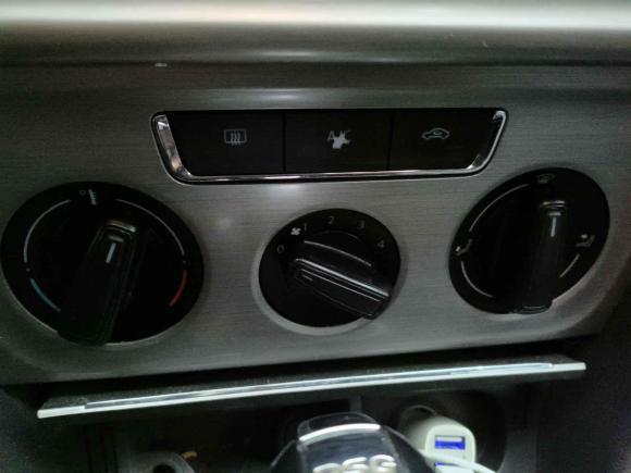 [上海·皖C] 二手大众朗逸2013款 改款 1.4TSI DSG舒适版