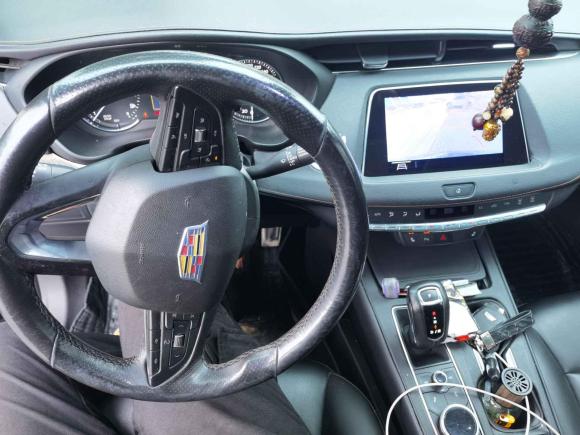 [无锡·苏B] 二手凯迪拉克凯迪拉克XT42018款 28T 两驱豪华型