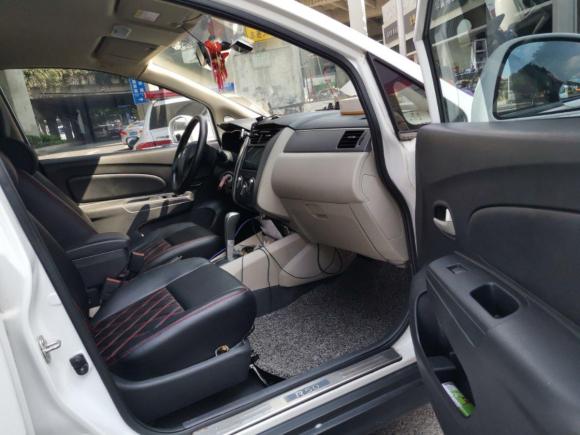 [广州·粤V] 二手启辰启辰R502015款 1.6L 自动时尚版