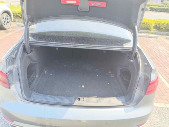 [湖州·浙E] 二手奥迪奥迪A4L2017款 40 TFSI 时尚型