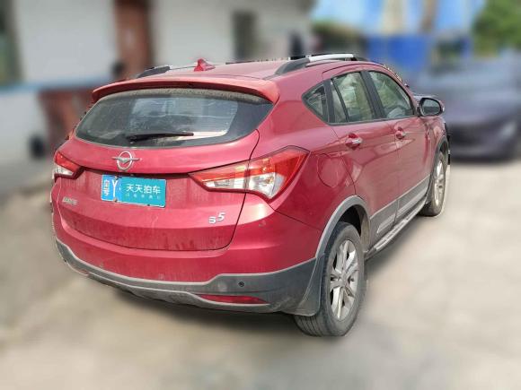 [佛山·粤Y] 二手海马海马S52015款 1.5T CVT旗舰型