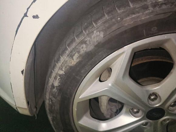 [义乌·浙C] 二手福特福克斯2012款 两厢 2.0L 自动豪华运动型