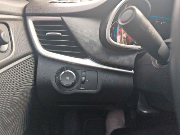 [广州·粤E] 二手雪佛兰科沃兹2019款 320 自动欣享天窗版