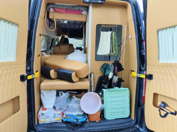 [上海·苏U] 二手福特全顺2020款 2.0T汽油自动多功能商用车中轴低顶双开尾门国VI