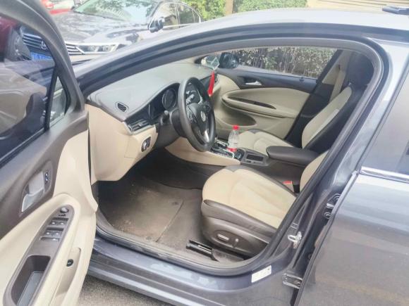 [青岛·鲁B] 二手别克威朗2015款 三厢 15S 自动领先型