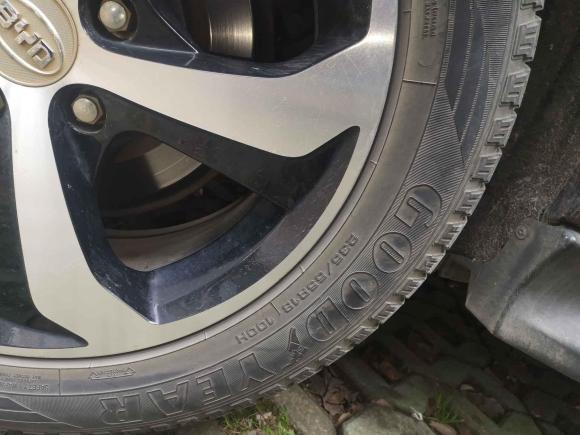 [武汉·鄂A] 二手比亚迪比亚迪S72015款 2.0T 升级版 自动尊贵型