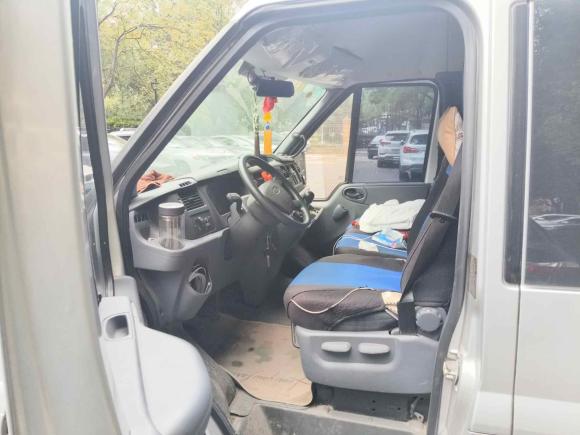 [杭州·浙A] 二手福特新世代全顺2016款 2.2T长轴6/7座中顶多功能车