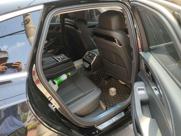 [南京·苏A] 二手红旗红旗H92020款 2.0T 智联旗享版