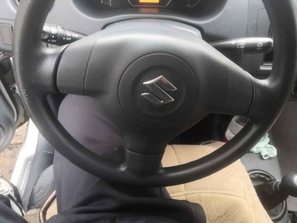 [南京·苏A] 二手铃木雨燕2013款 1.3L 手动超值版