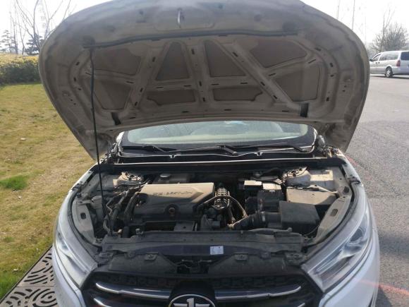 [南京·苏A] 二手奔腾奔腾B502016款 1.4T 自动豪华型