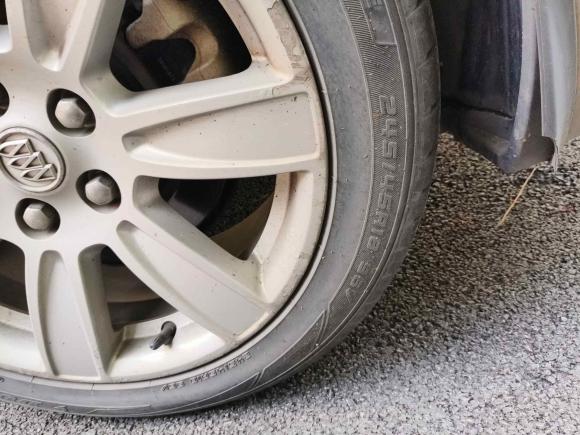 [武汉·鄂A] 二手别克君越2009款 2.4L豪华版