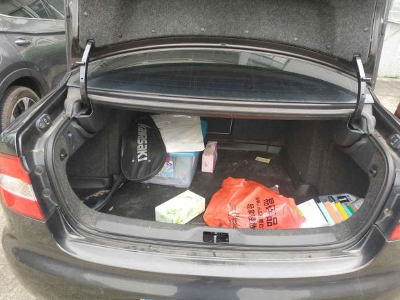 [深圳·粤B] 二手斯柯达昊锐2009款 1.8TSI 自动优雅版