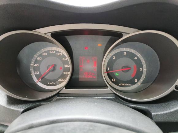 [成都·川A] 二手陆风陆风X82012款 探索版 2.0T 柴油4X4超豪华型