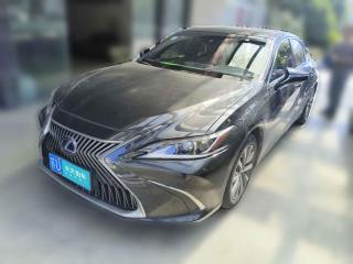 雷克萨斯雷克萨斯ES2020款 300h 卓越版