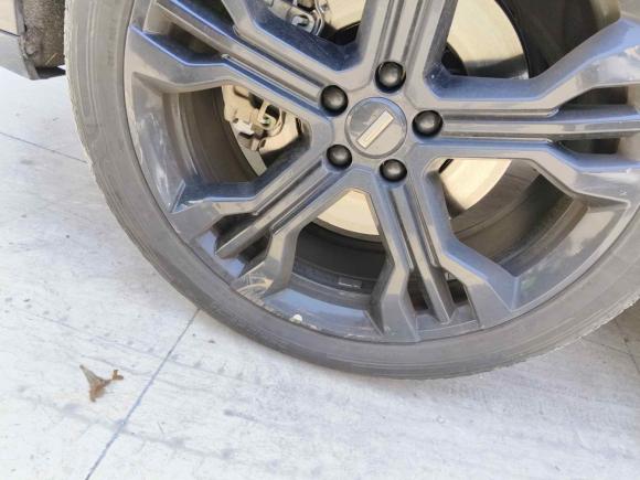 [上海·沪D] 二手魏牌魏牌 VV72020款 2.0T 旗舰型