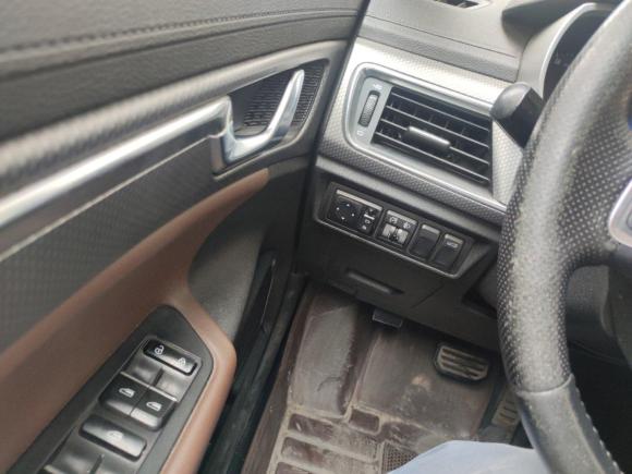 [广州·粤H] 二手吉利汽车帝豪GS2016款 运动版 1.3T 自动臻尚型