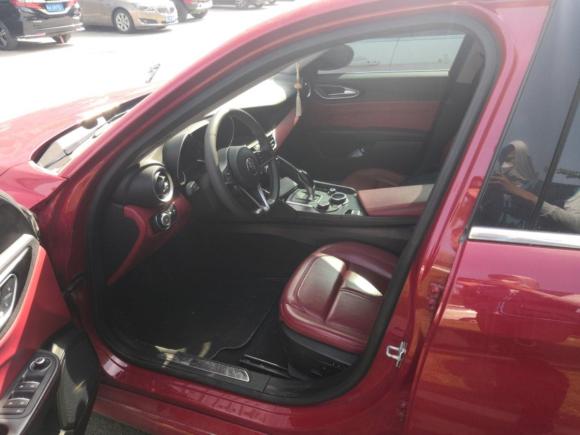 [合肥·皖A] 二手阿尔法·罗密欧Giulia朱丽叶2017款 2.0T 200HP 豪华版