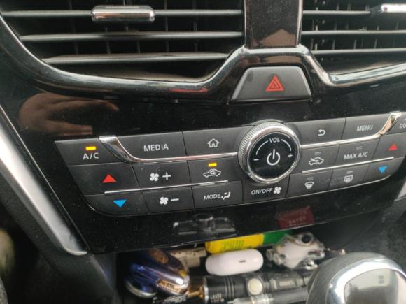 [无锡·苏B] 二手启辰启辰T902017款 2.0L CVT智尚版