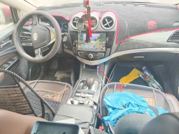 [深圳·粤B] 二手比亚迪唐新能源2015款 2.0T 四驱旗舰型