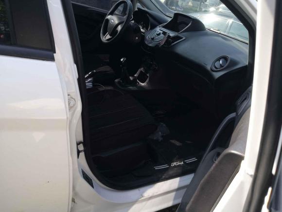 [成都·川K] 二手福特嘉年华2013款 三厢 1.5L 手动风尚型