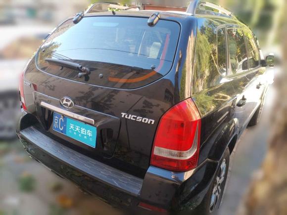 [北京·京C] 二手现代途胜2013款 2.0L 手动两驱时尚型