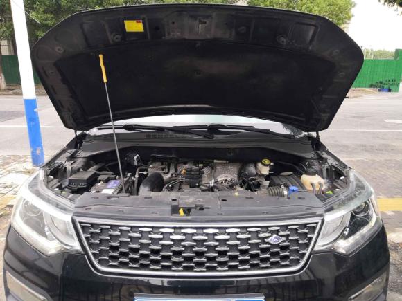 [上海·皖A] 二手长安欧尚长安欧尚CX702017款 改款 CX70T 1.5T 自动尊擎版