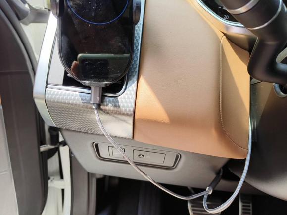 [上海·沪A] 二手路虎揽胜运动版2020款 3.0 L6 HSE DYNAMIC