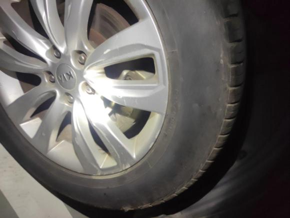 [温州·浙A] 二手起亚索兰托2012款 2.4L 汽油至尊版