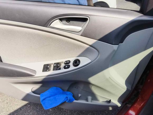 [杭州·浙A] 二手现代瑞纳2010款 三厢 1.4L 自动时尚型GT