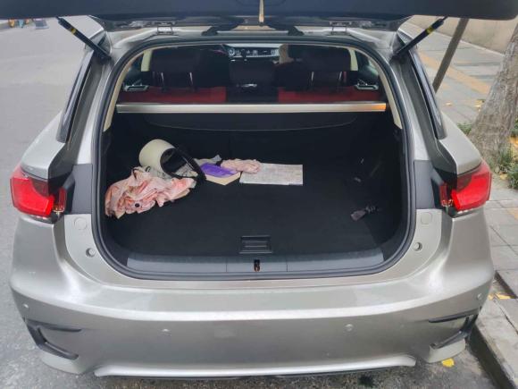 [成都·川A] 二手雷克萨斯雷克萨斯CT2017款 CT200h 精英版 单色 国VI